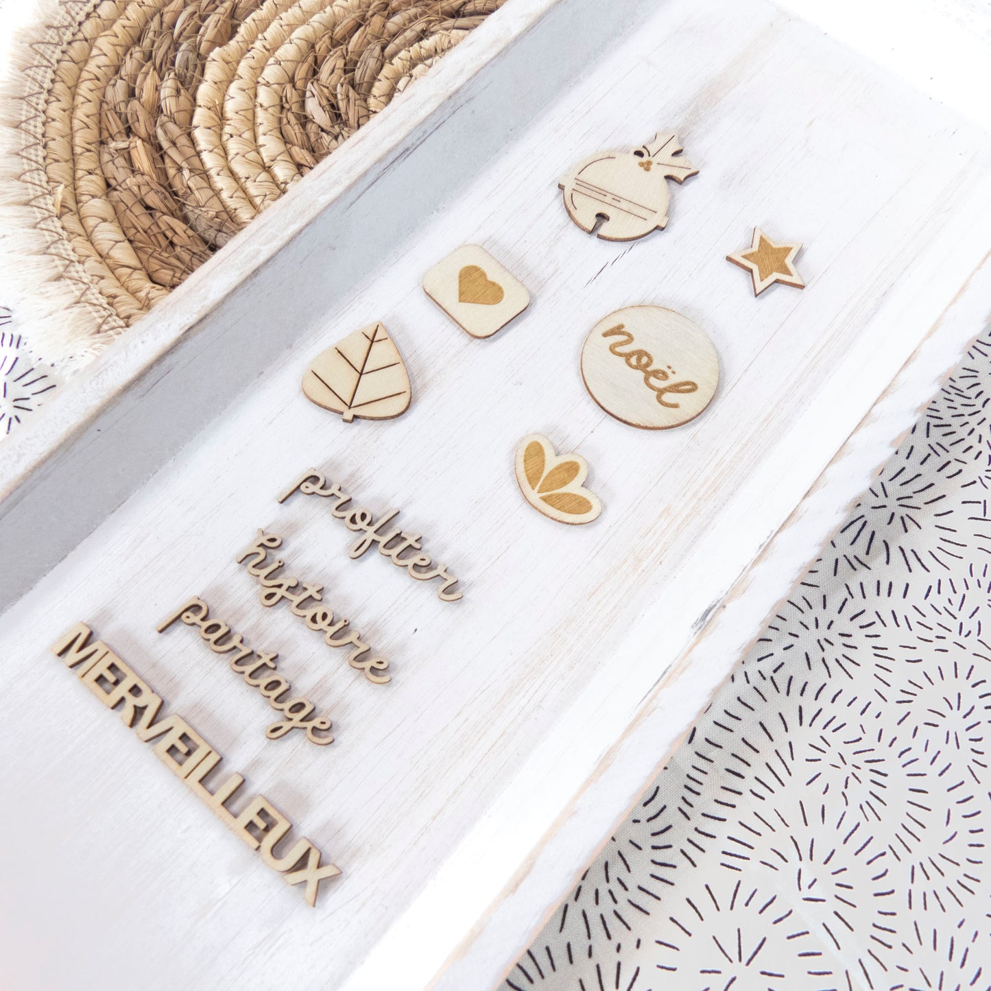 Embellissements en bois - Un petit air de magie