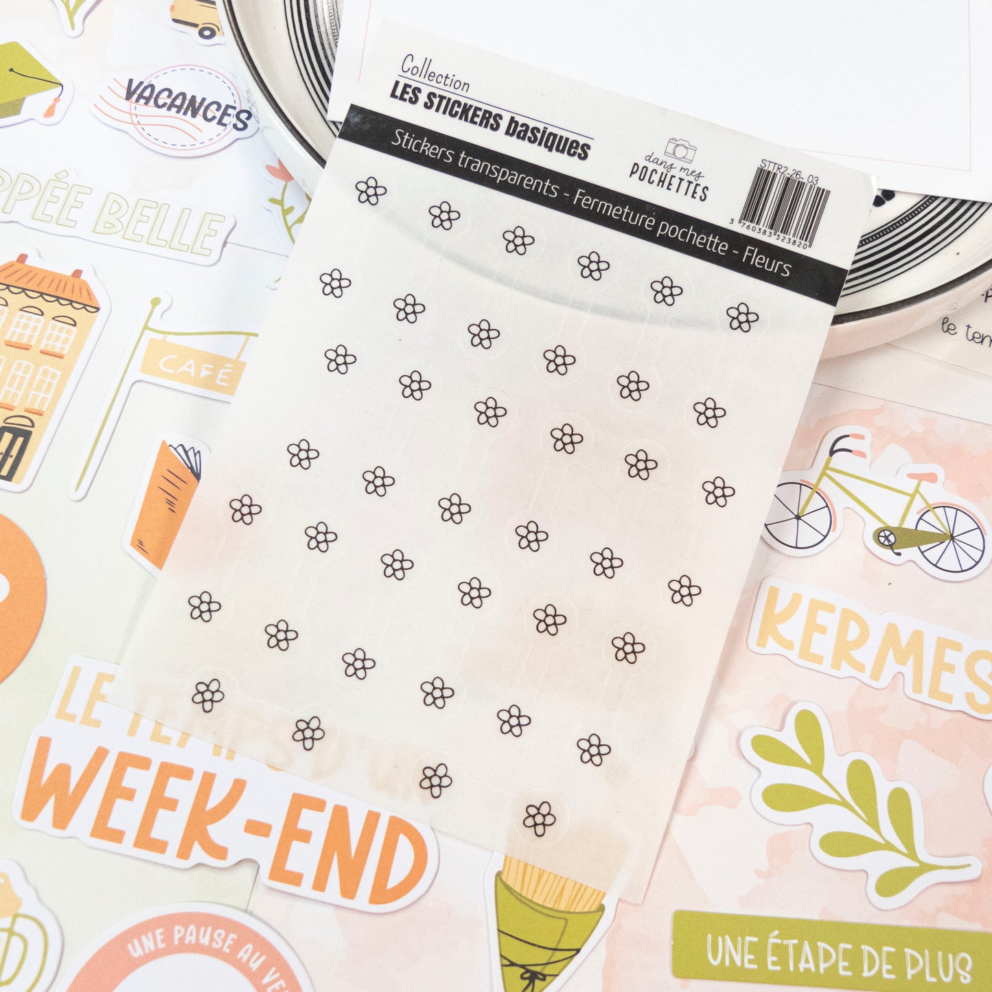 Stickers transparents - Fleurs - Des coquelicots et une pomme d'amour