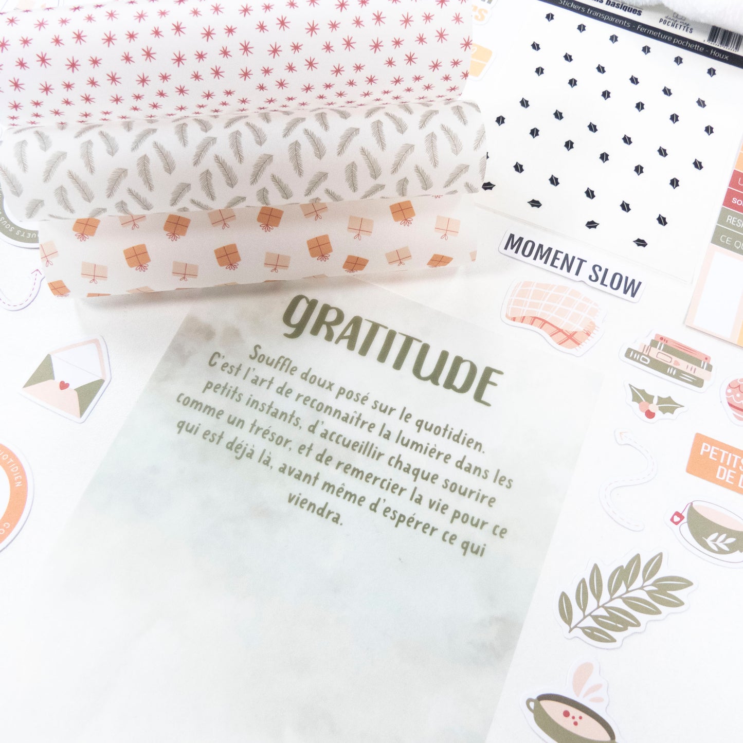 Assortiment de papiers calque - Un chocolat chaud et de la cannelle