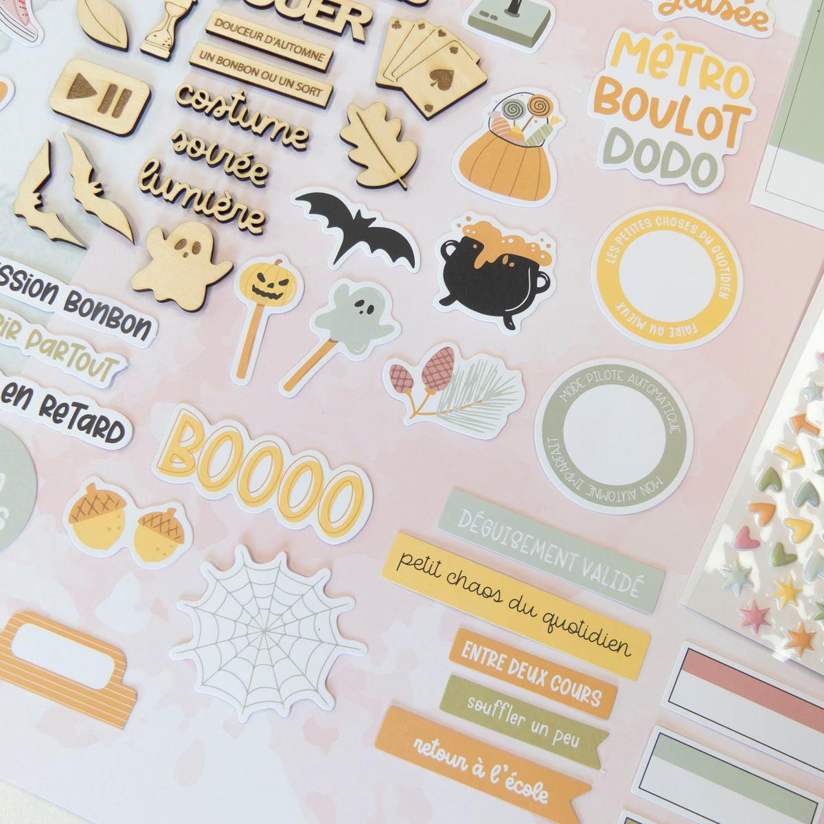 Die-cuts - Des crayons et des frissons