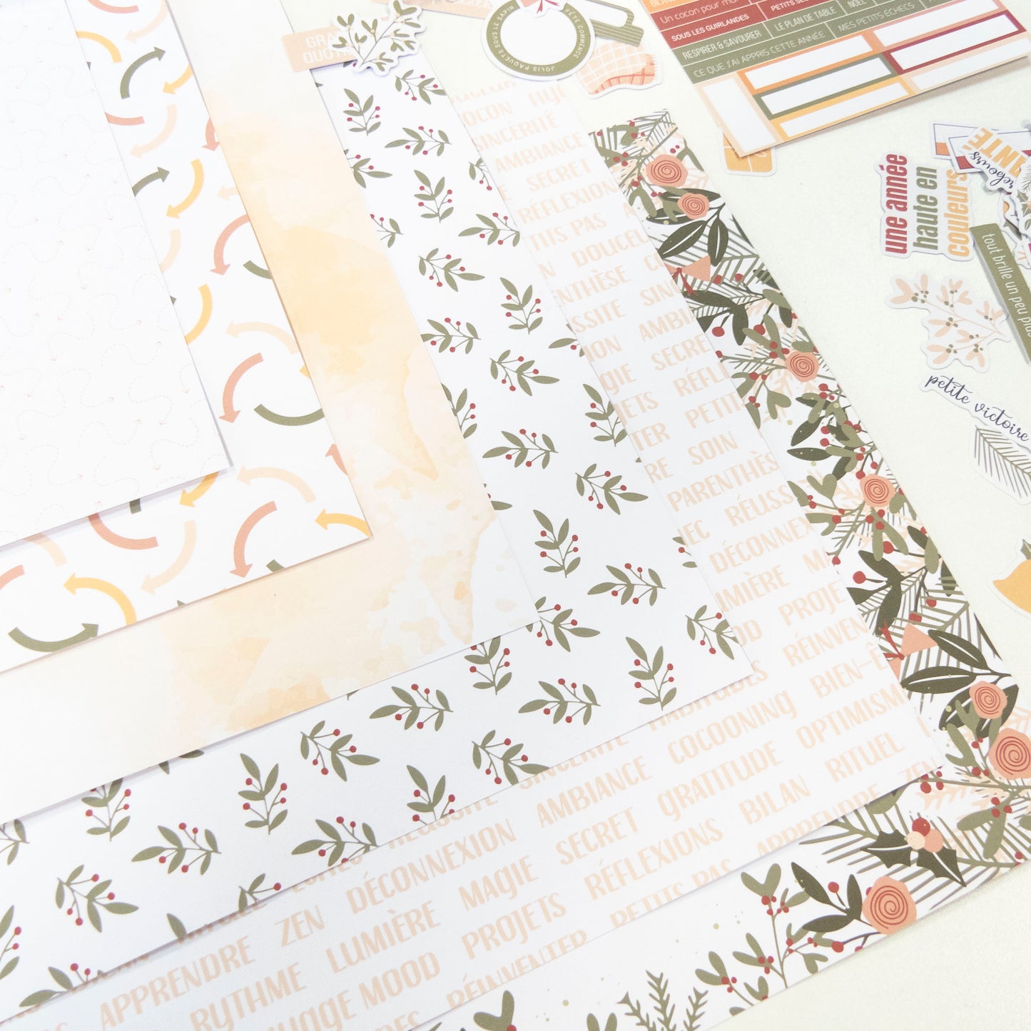 Collection de papiers de scrapbooking (30x30) - Un chocolat chaud et de la cannelle